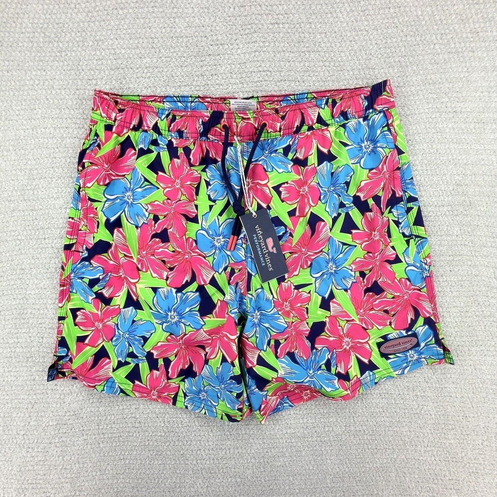 NEW Vineyard Vines 7" Chappy Swim Trunks Mens Medium Floral Lined Hawaiian Beach